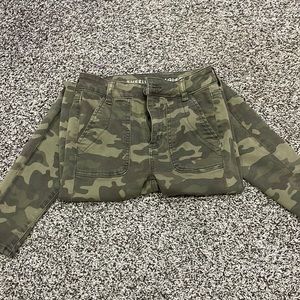 Camo American Eagle Skinny jeans
